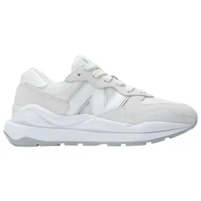 57/40 Sneaker (White   White)