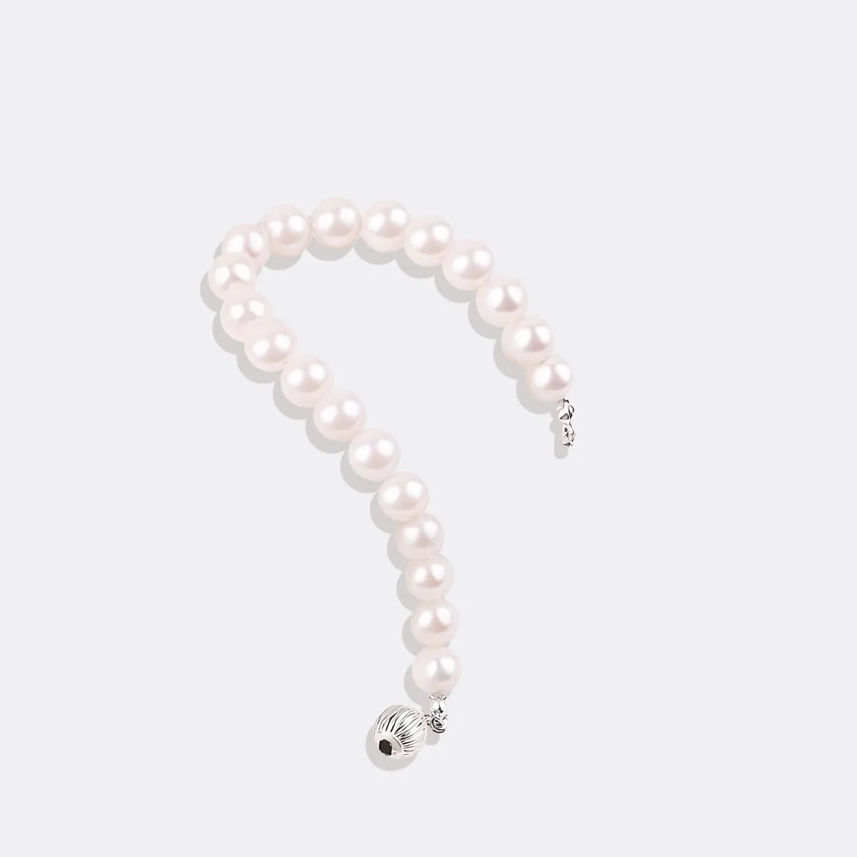 Classic White Pearl Bracelet