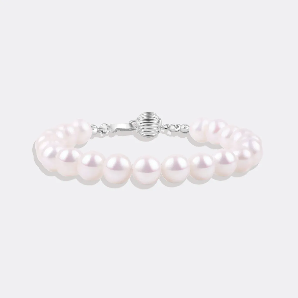 Classic White Pearl Bracelet