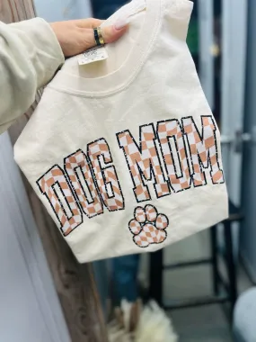 Dog Mom Checkered Paw Tee