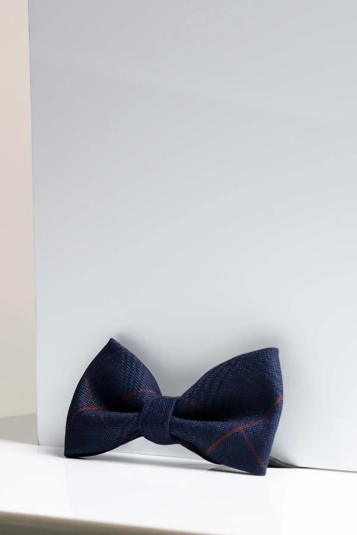 EDINSON - Navy Wine Check Bow Tie