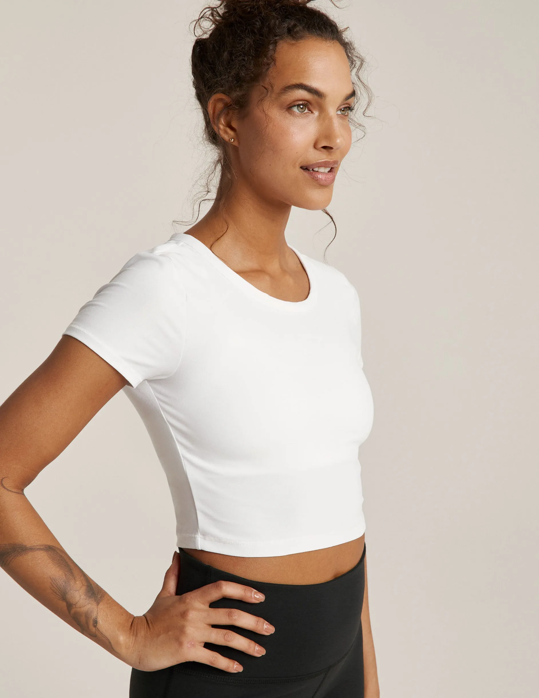 Featherweight Perspective Cropped Tee