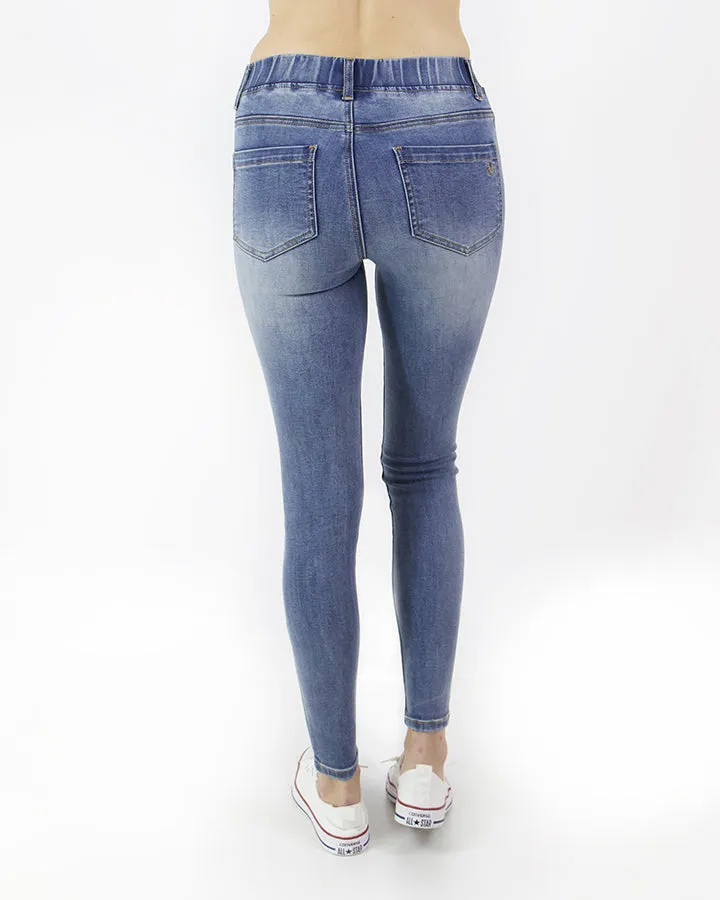 Grace & Lace Classic Mid Rise Pull-On Jeggings in Mid Wash