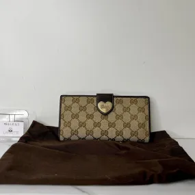 Gucci GG Supreme Wallet