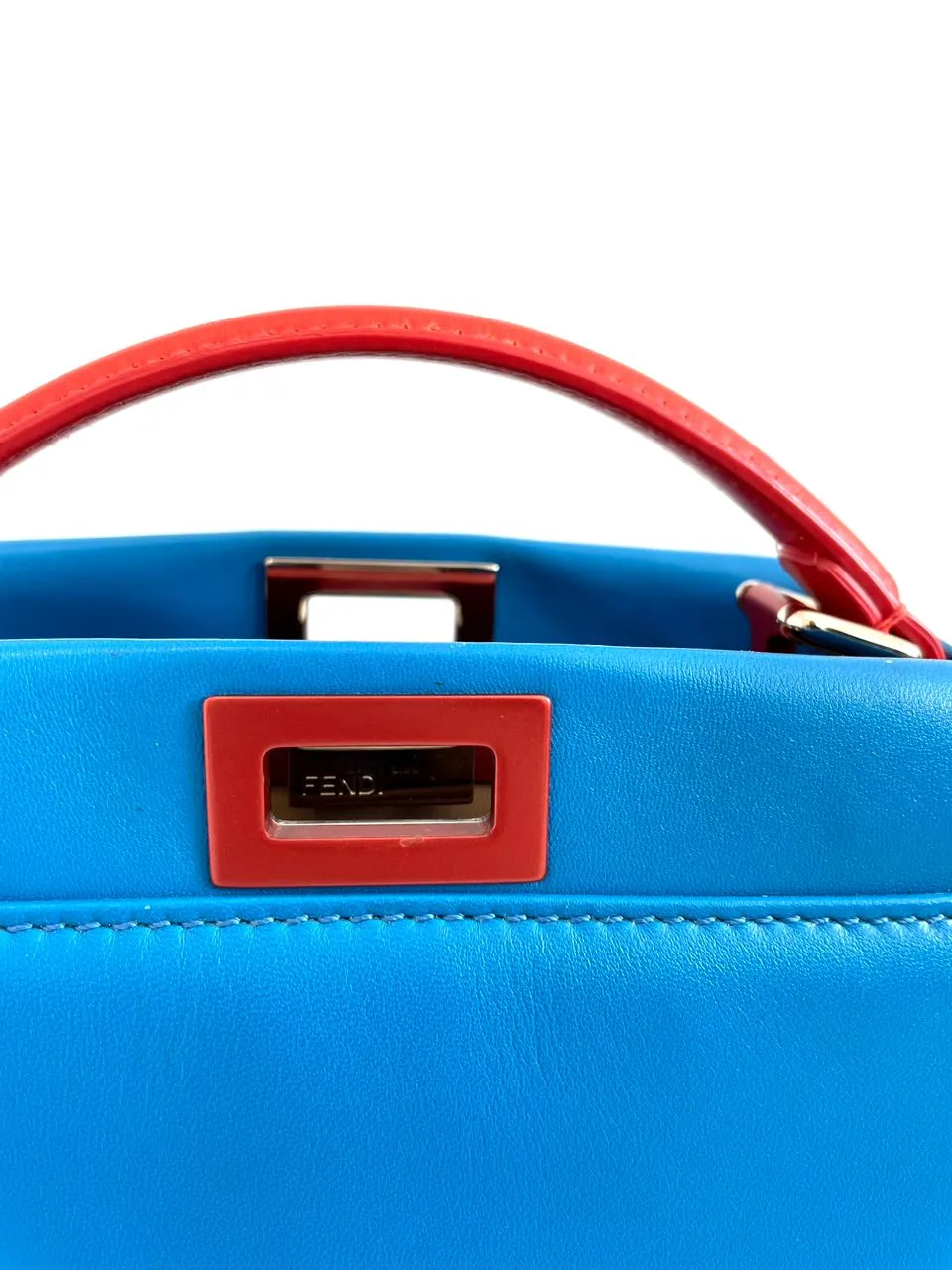 Mini Peekaboo Red/Blue