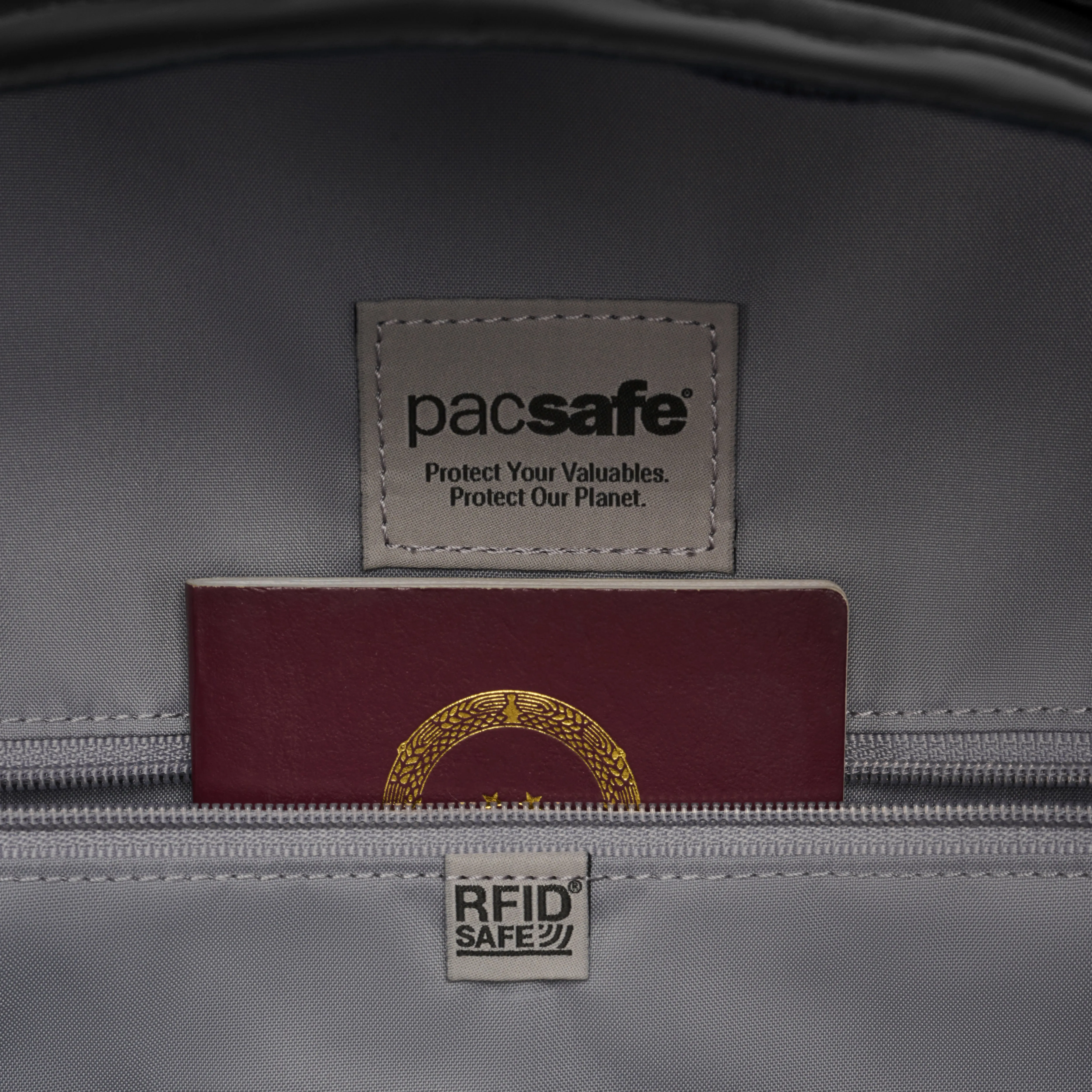 Pacsafe® W 10L anti-theft backpack