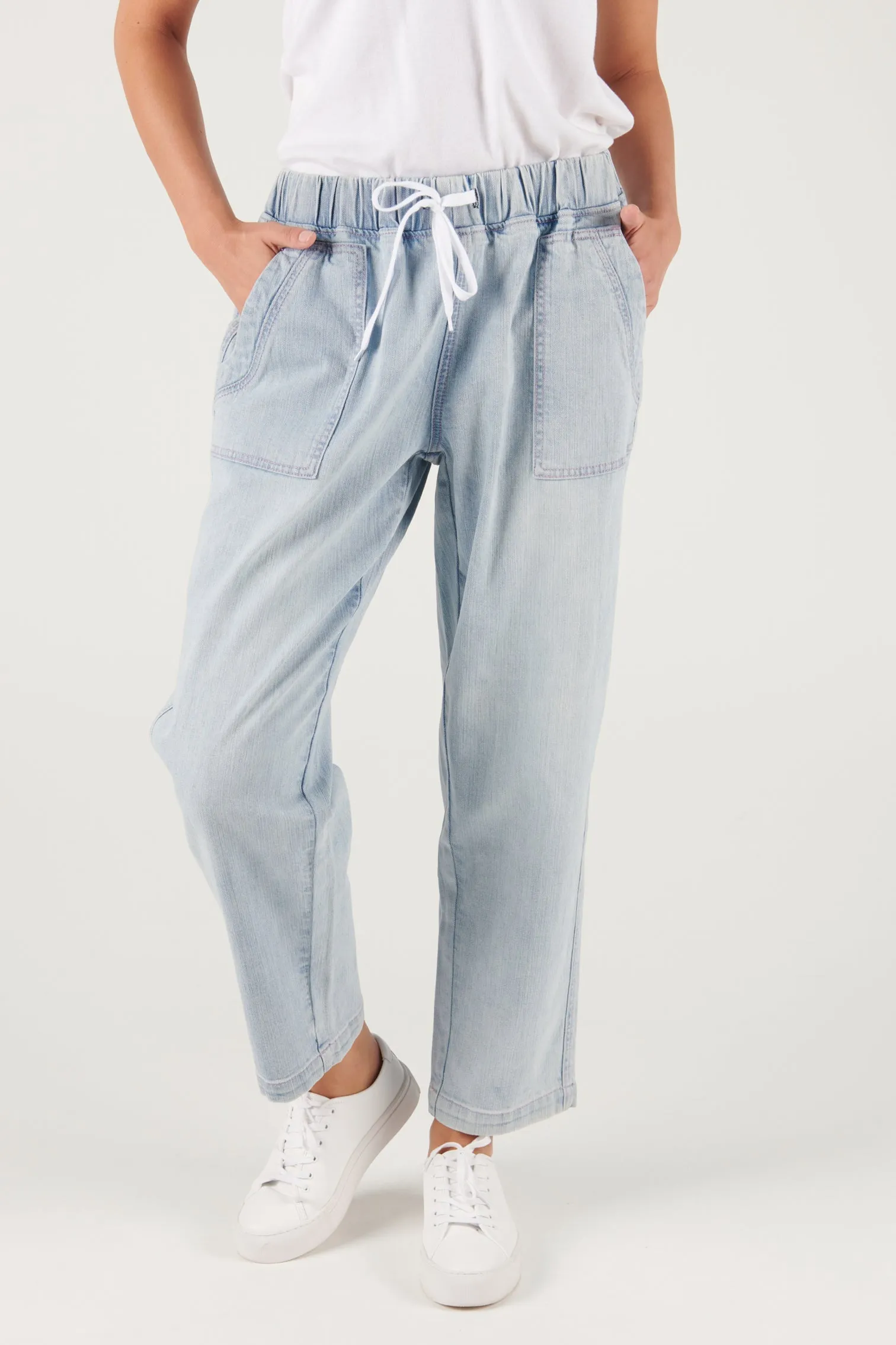 Pocket Detail Jogger - Light Blue