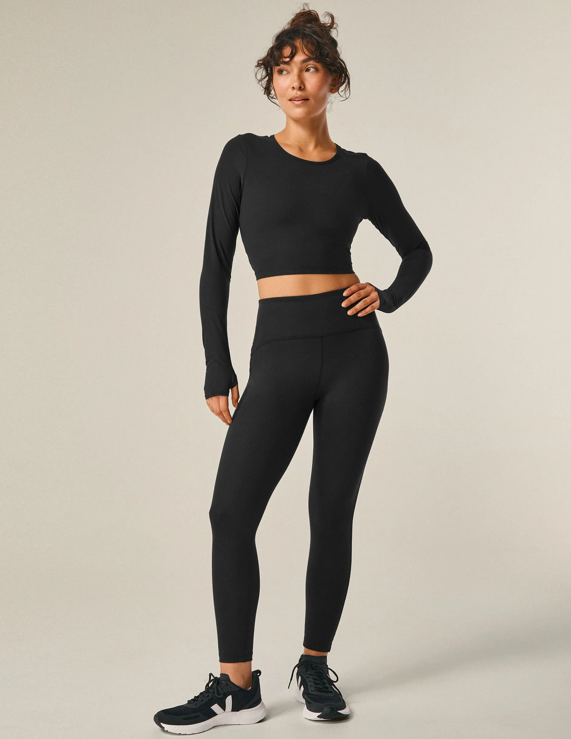 POWERBEYOND™ Lite Cardio Cropped Pullover