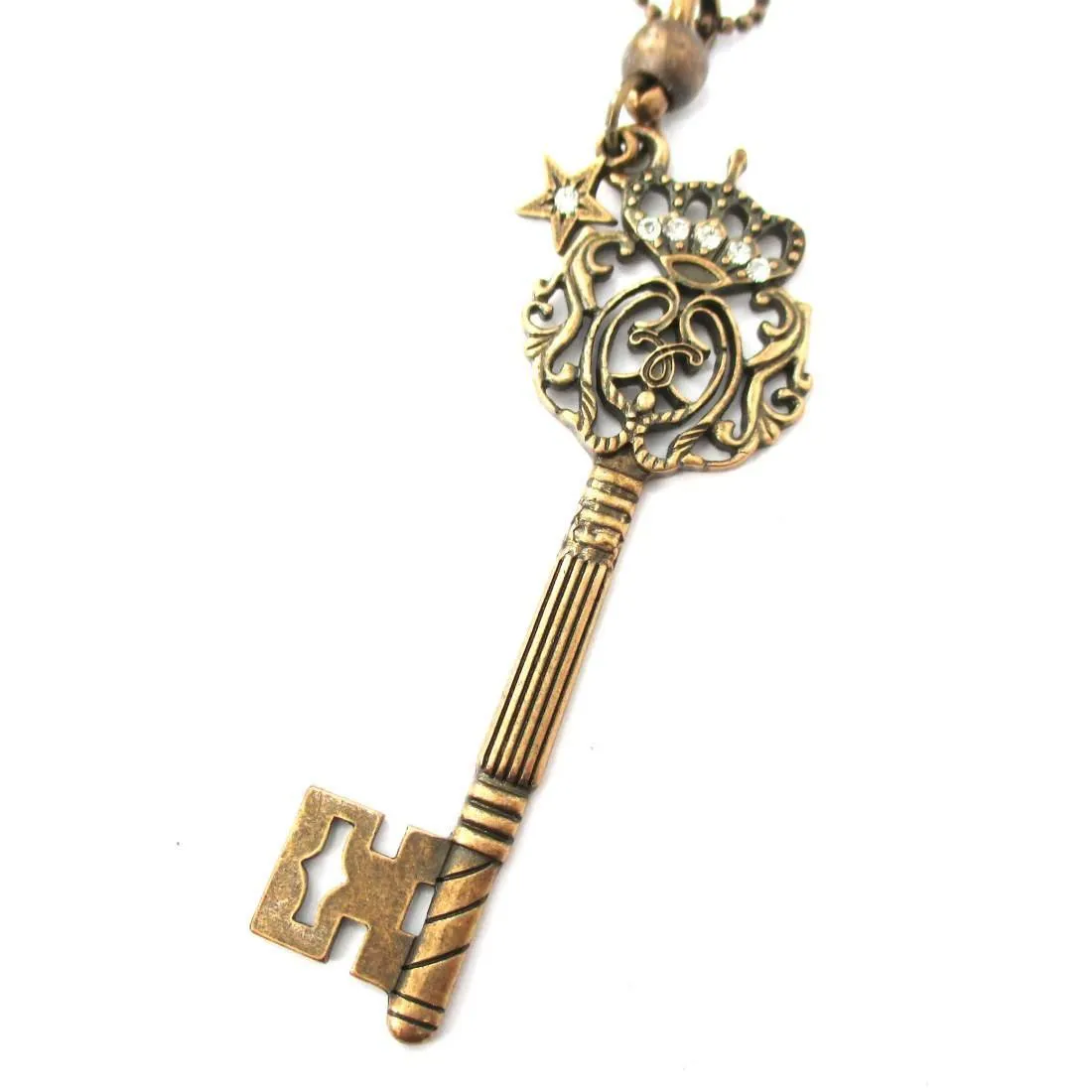 Skeleton Key with Decorative Handle Shaped Pendant Necklace in Bronze