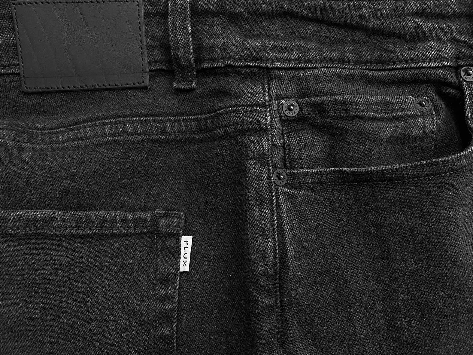 UNION TAPERED - WASHED BLACK.